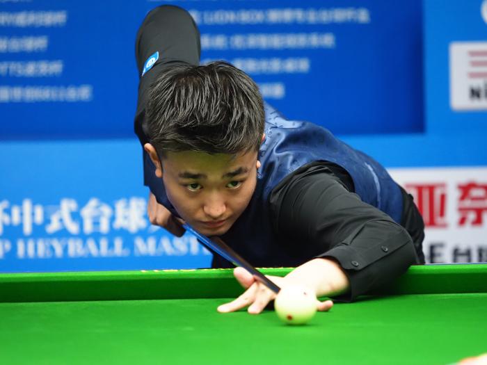 尽管疫情依 尽管疫情依